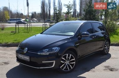 Хетчбек Volkswagen e-Golf 2020 в Києві