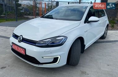 Хетчбек Volkswagen e-Golf 2018 в Кропивницькому