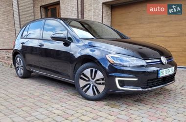 Хэтчбек Volkswagen e-Golf 2018 в Ровно
