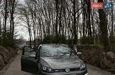 Хэтчбек Volkswagen e-Golf 2015 в Тернополе