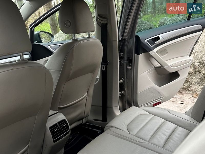 Хэтчбек Volkswagen e-Golf 2015 в Тернополе