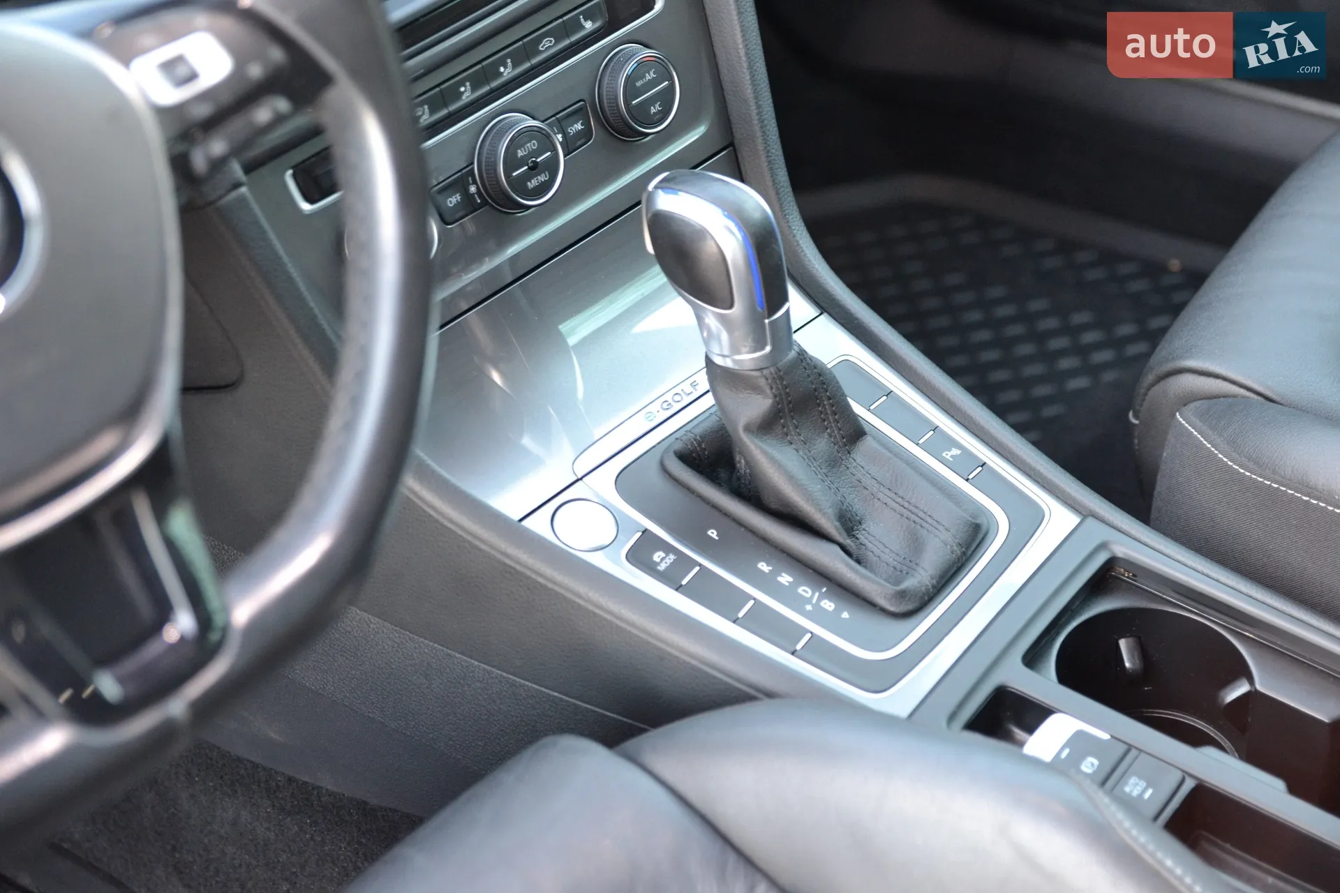2016 Volkswagen Golf - мініатюра 30