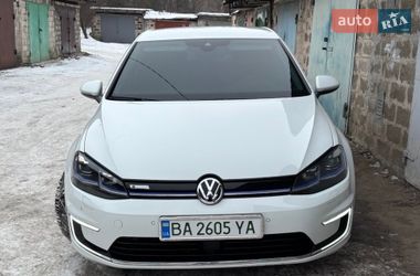 Хетчбек Volkswagen e-Golf 2017 в П'ятихатках