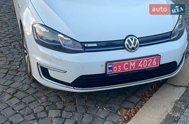 Хетчбек Volkswagen e-Golf 2018 в Ужгороді