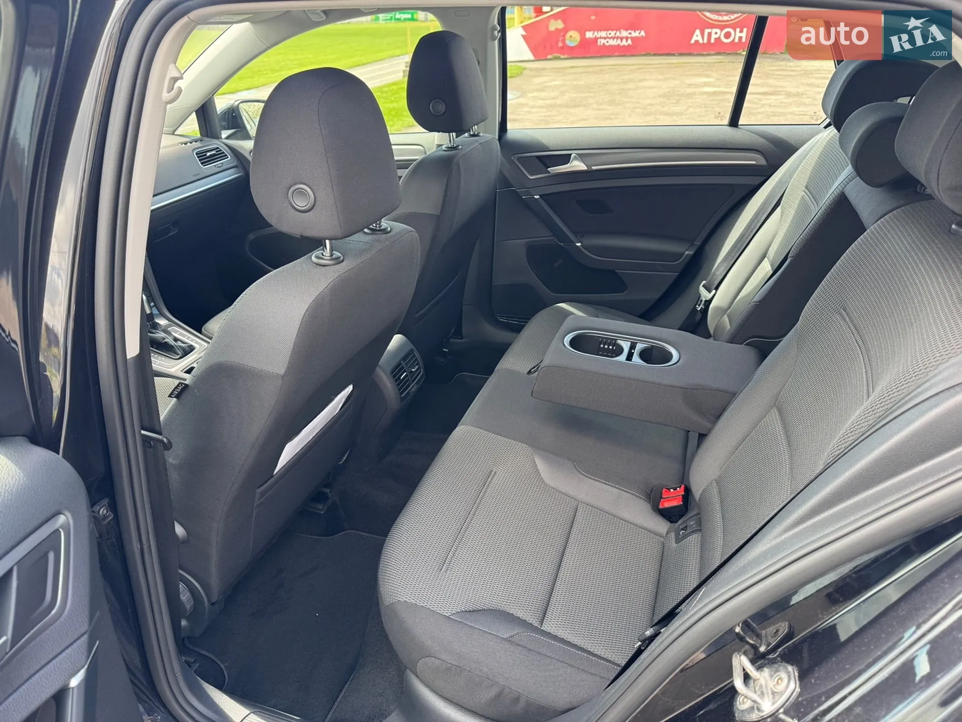 2019 Volkswagen Golf - мініатюра 9