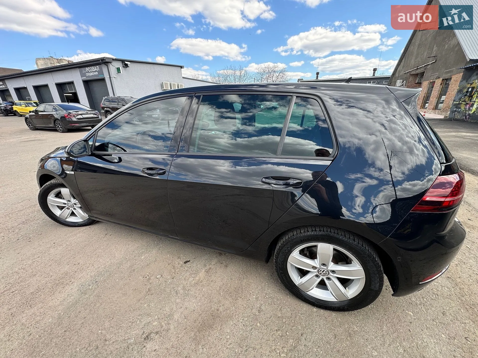 2017 Volkswagen Golf - мініатюра 10