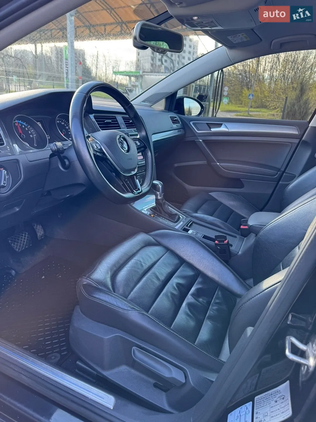 2014 Volkswagen Golf - мініатюра 39