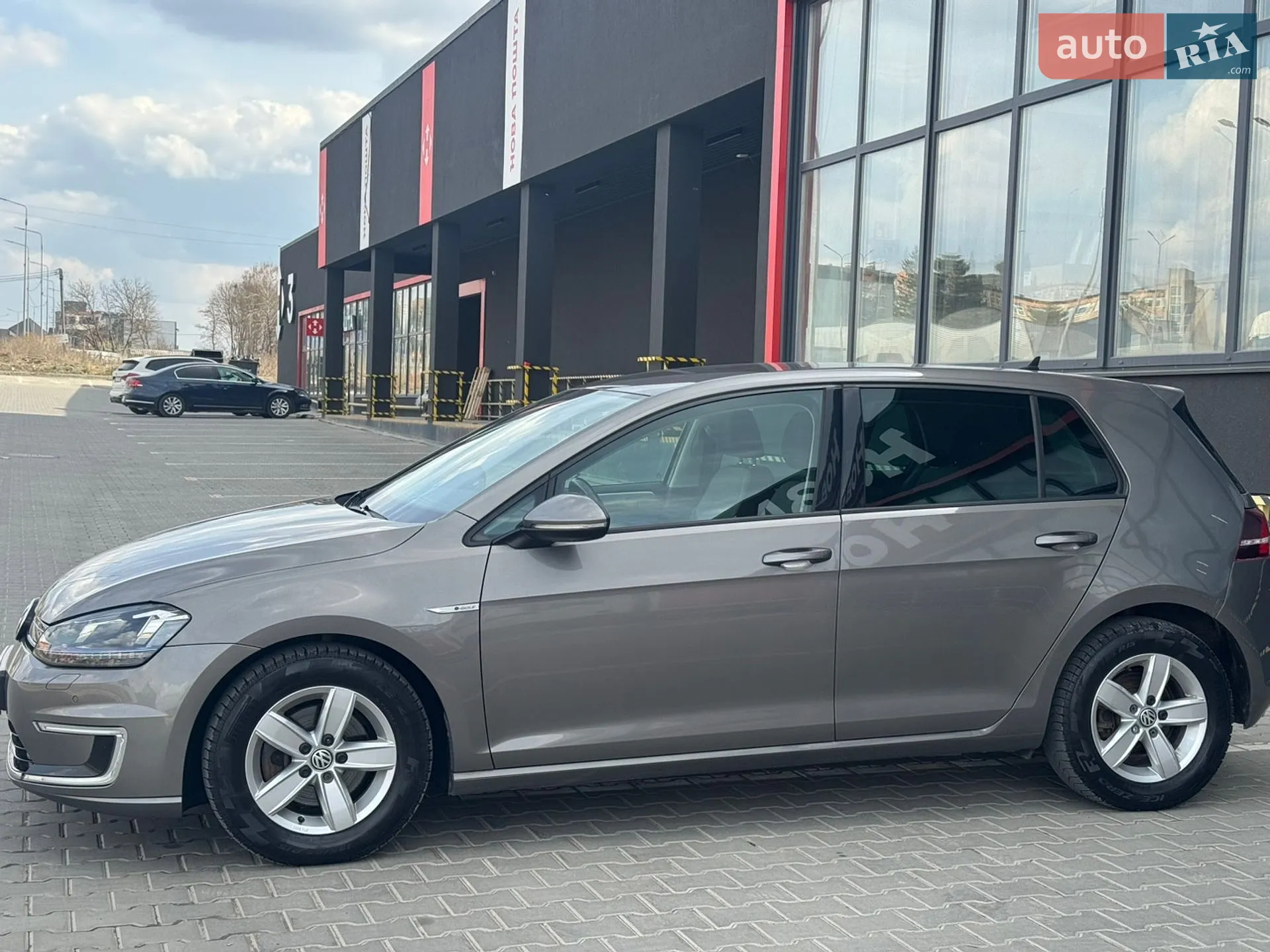 2016 Volkswagen Golf - мініатюра 11