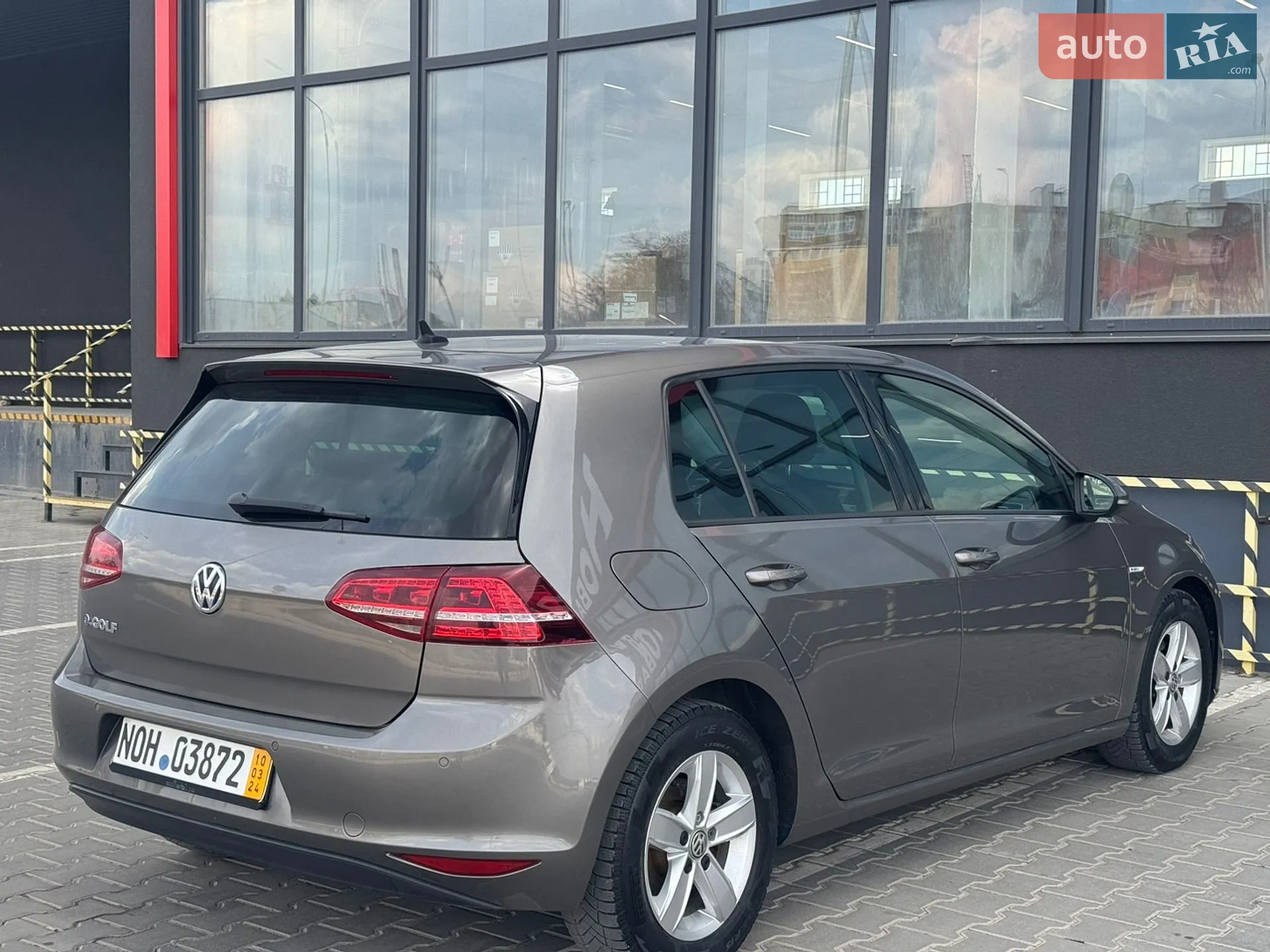 2016 Volkswagen Golf - мініатюра 15