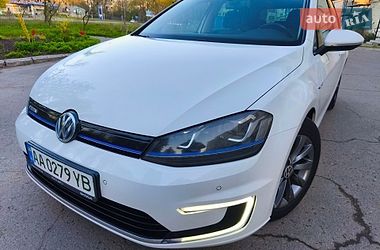 Хэтчбек Volkswagen e-Golf 2014 в Нежине