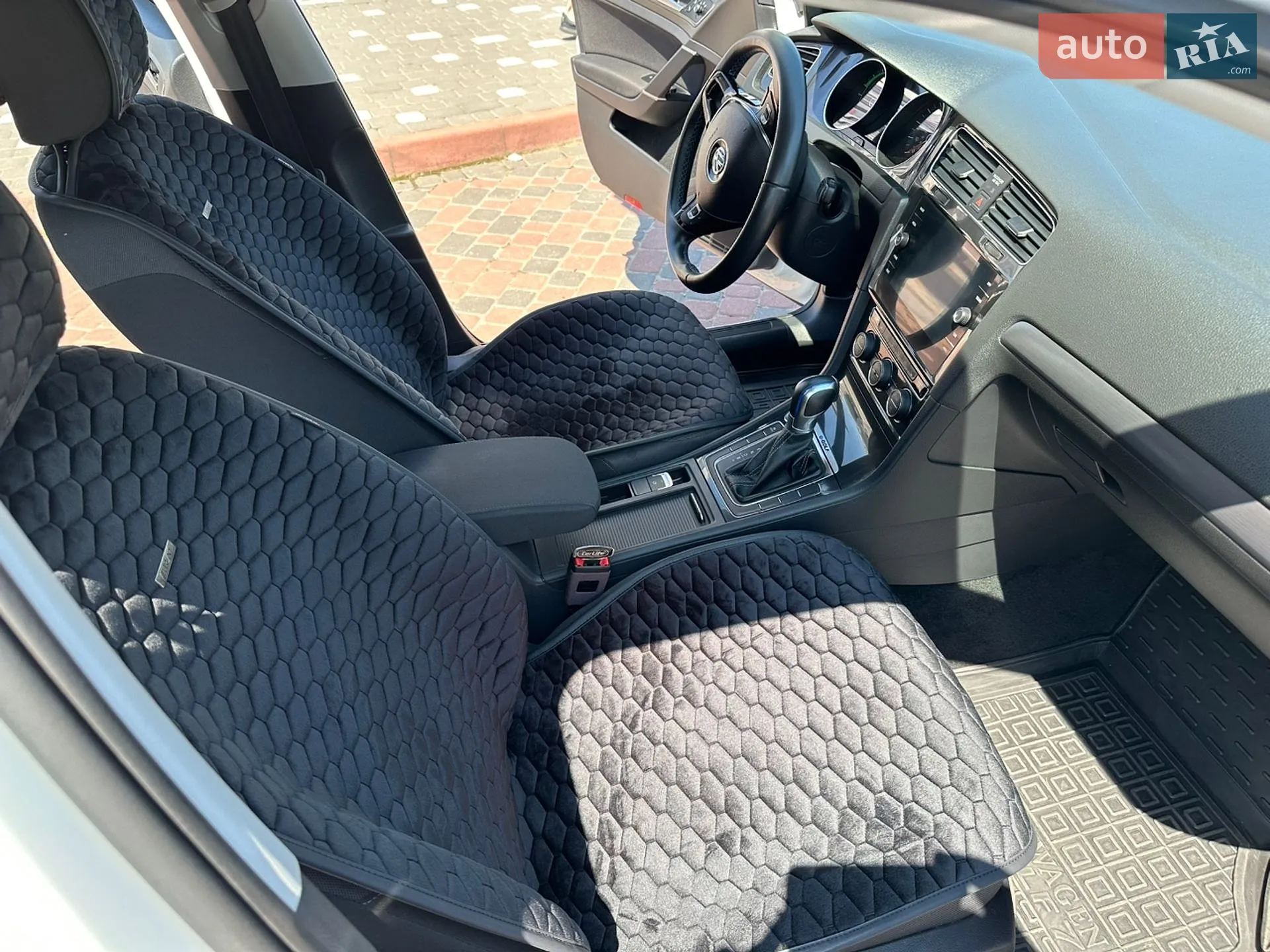 2017 Volkswagen Golf - мініатюра 21