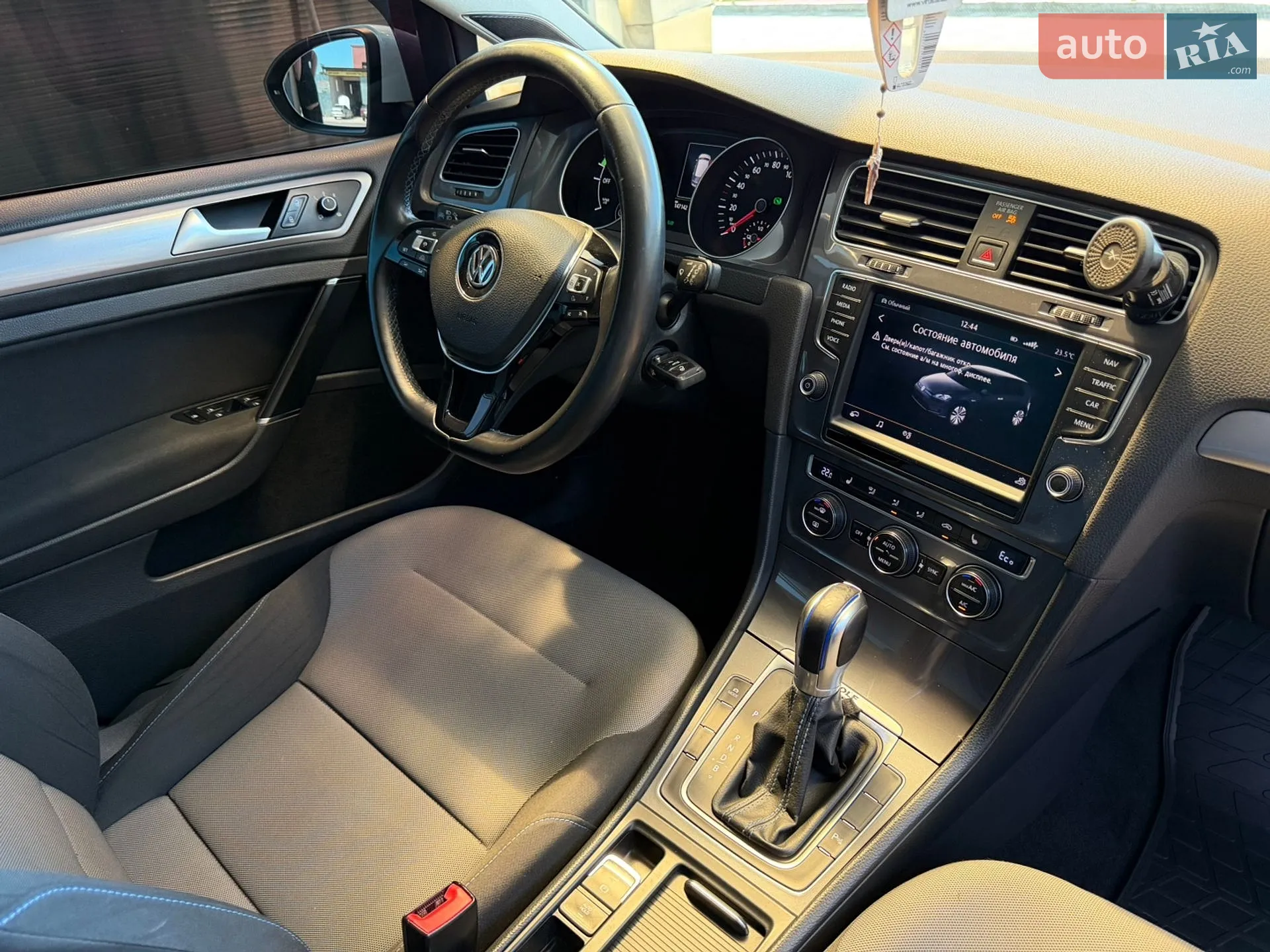 2014 Volkswagen Golf - мініатюра 47