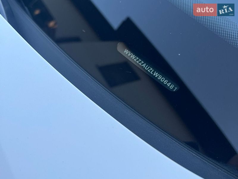 Хетчбек Volkswagen e-Golf 2019 в Києві