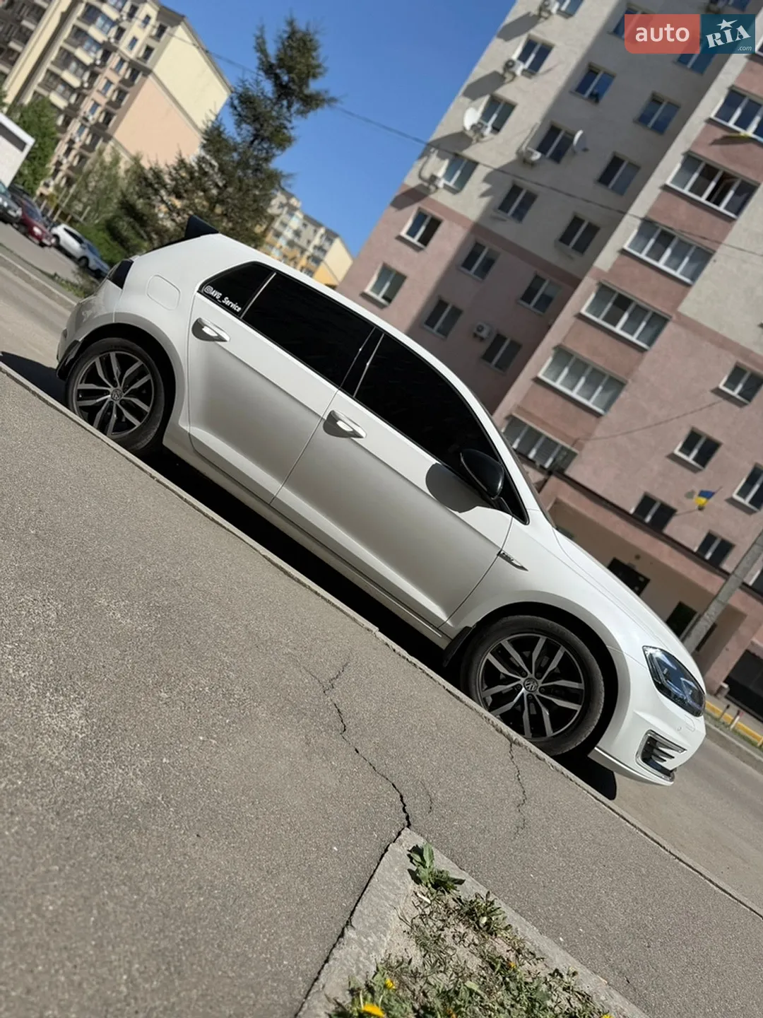 2019 Volkswagen Golf - мініатюра 2