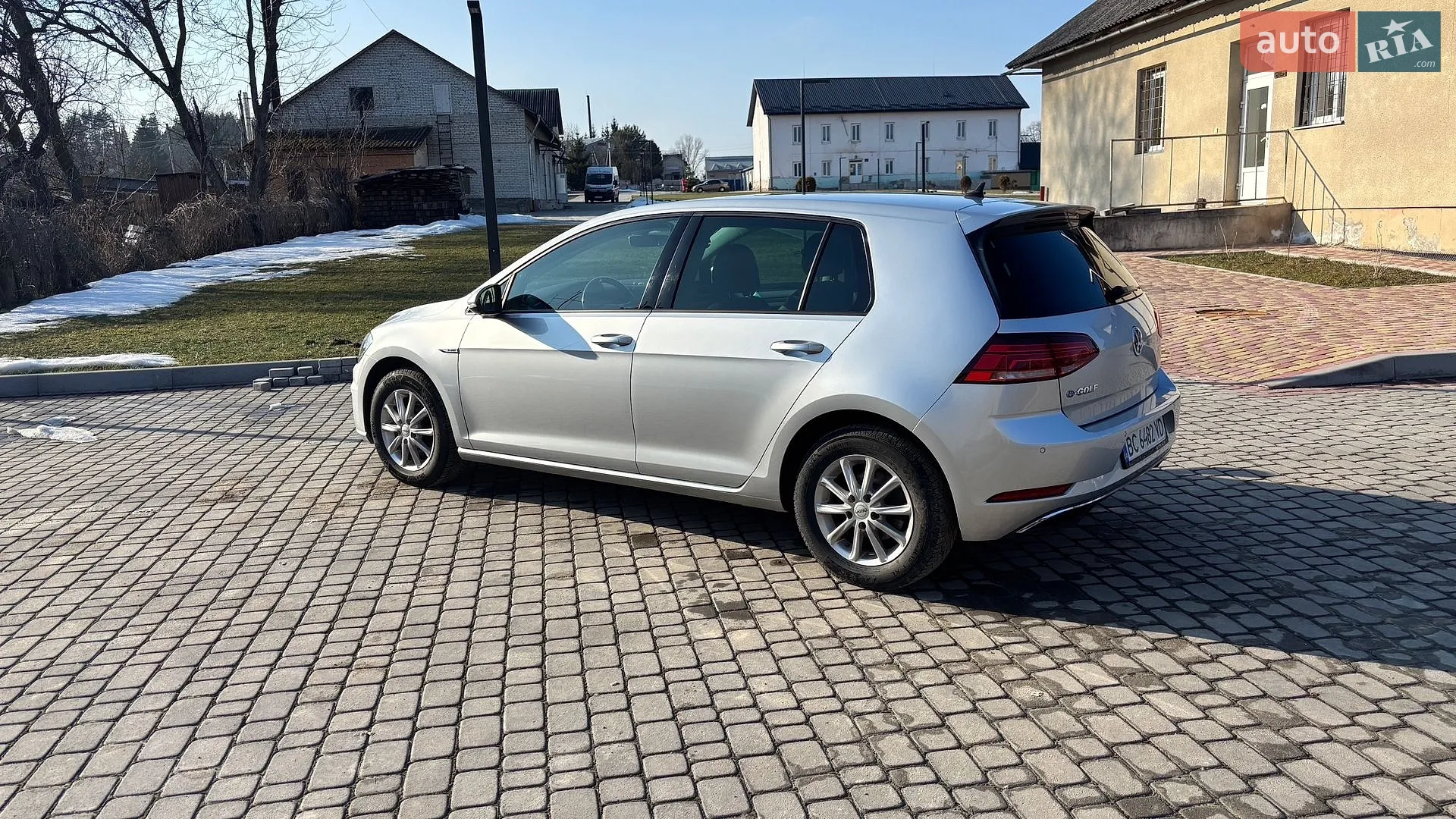 2019 Volkswagen Golf - мініатюра 8