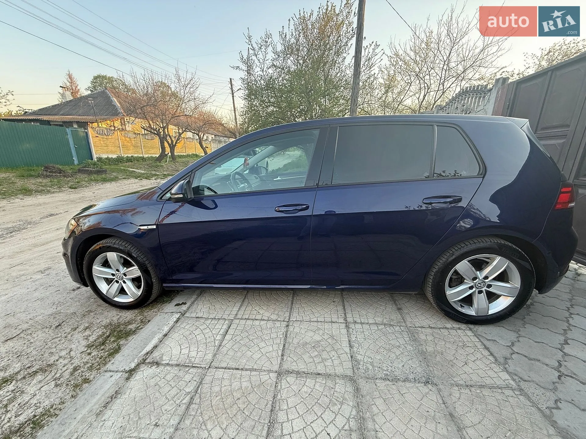 2019 Volkswagen Golf - мініатюра 4