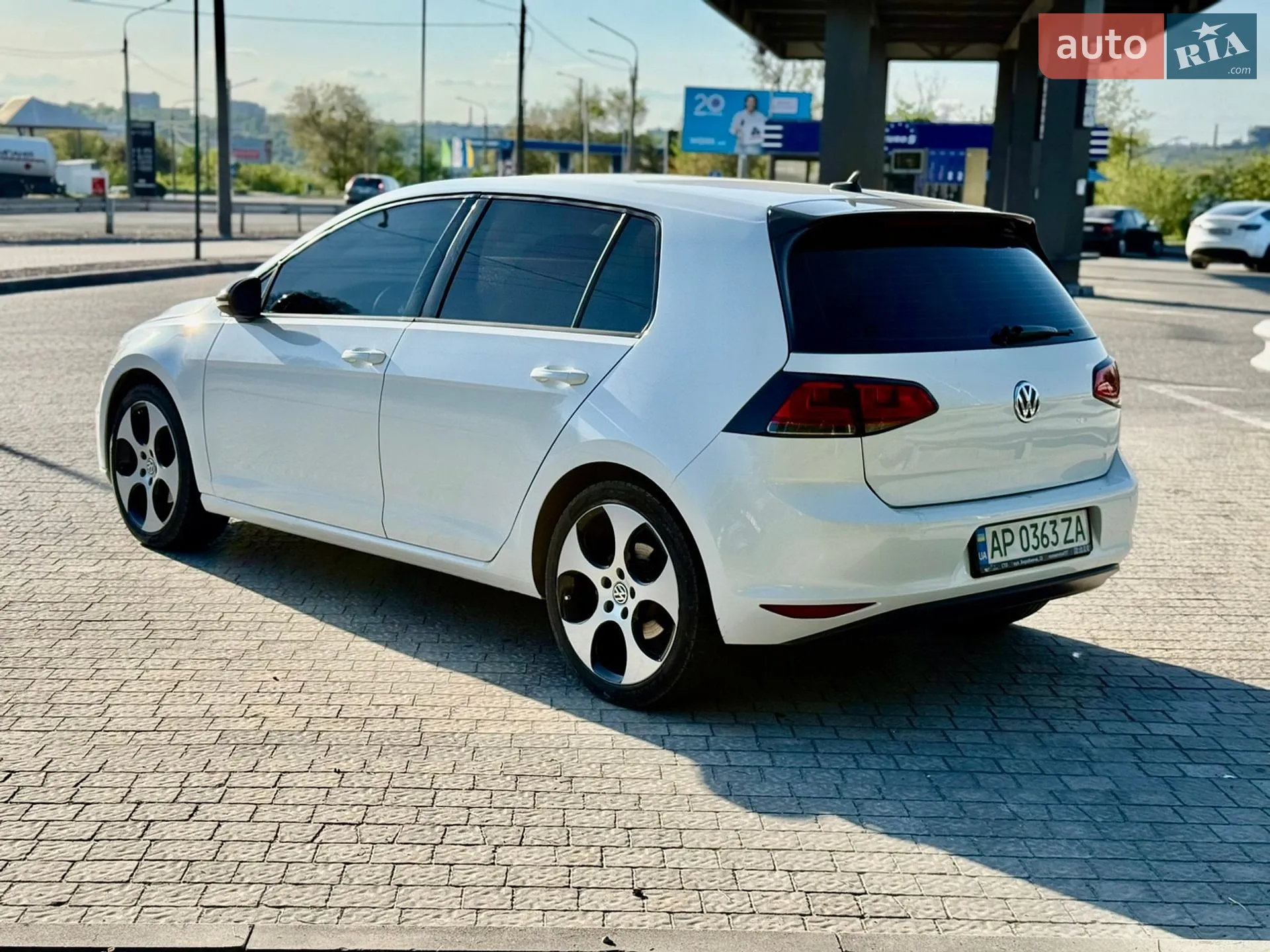 2015 Volkswagen Golf - мініатюра 17