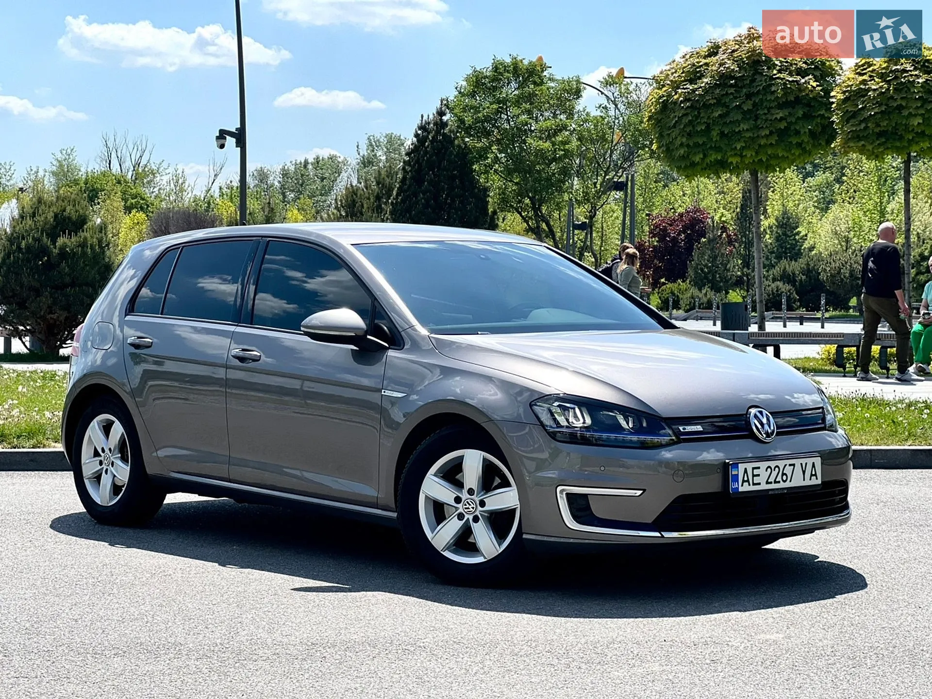 2014 Volkswagen Golf - мініатюра 2