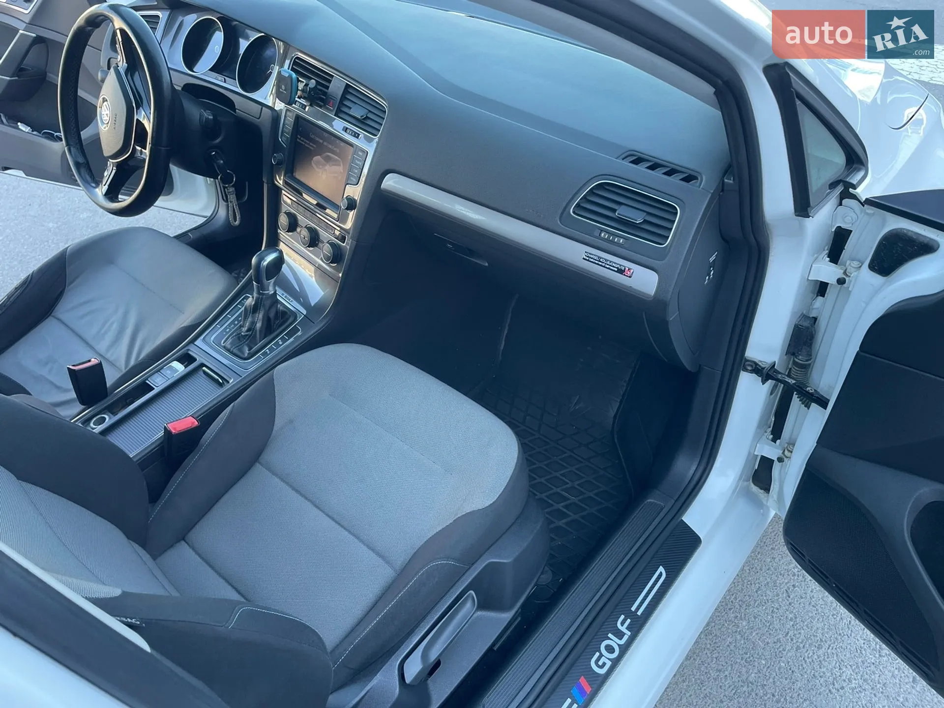 2014 Volkswagen Golf - мініатюра 15