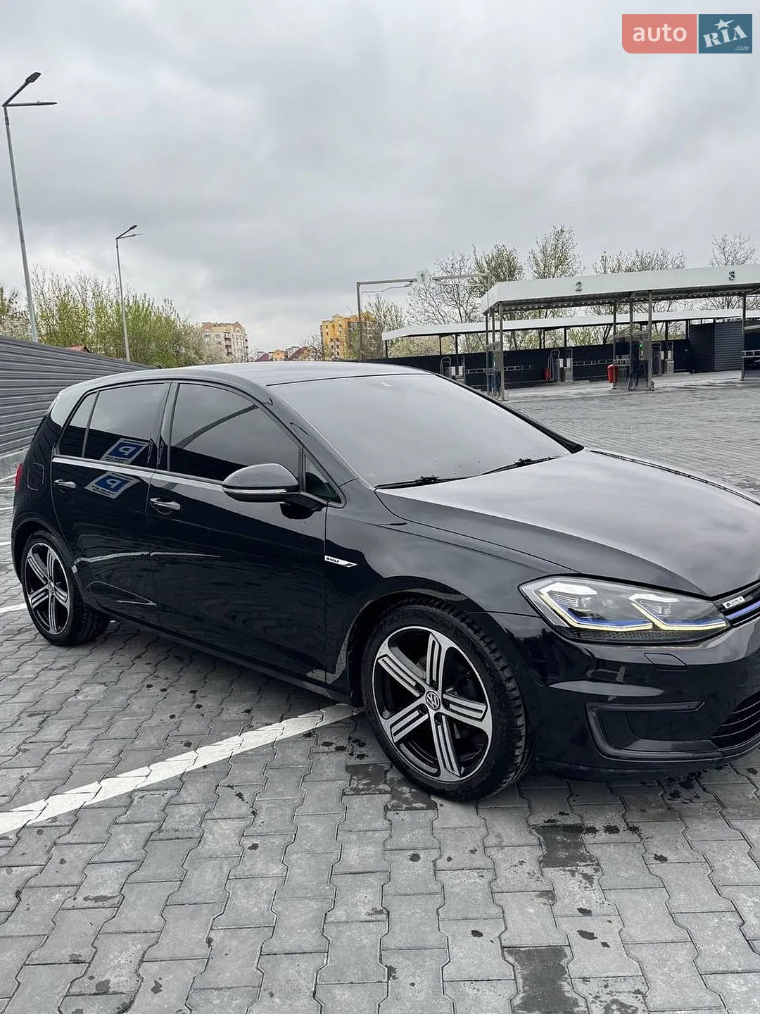 2017 Volkswagen Golf - мініатюра 3