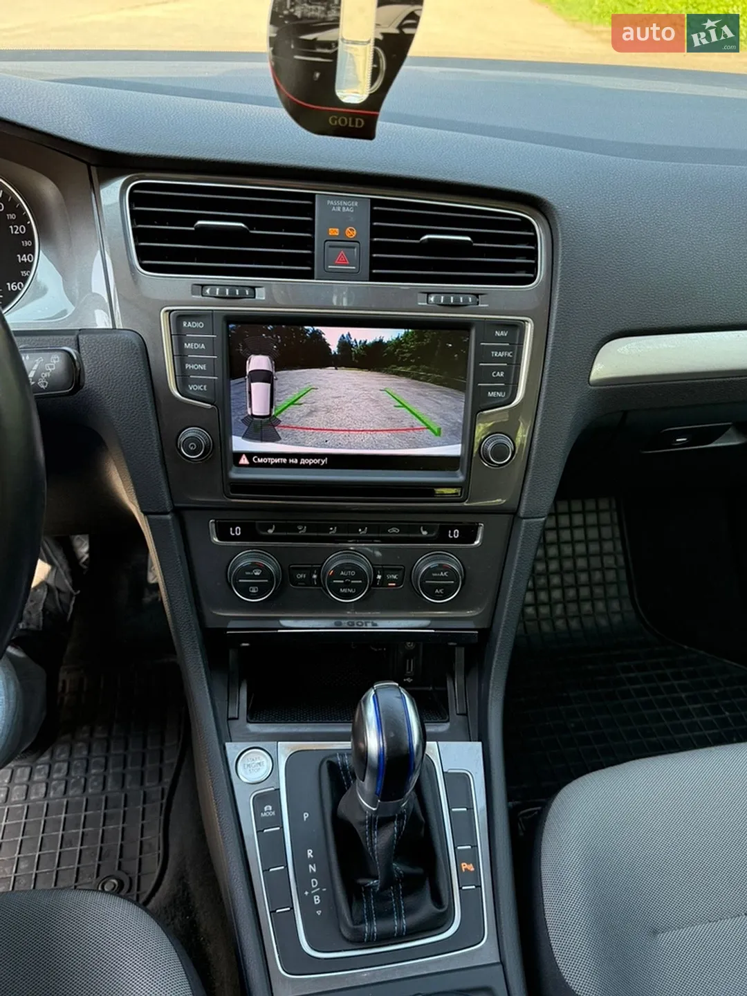 2014 Volkswagen Golf - мініатюра 3