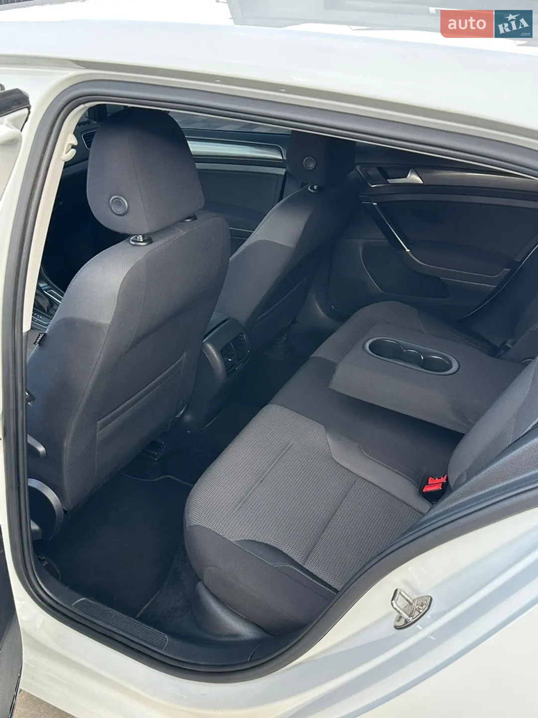 2017 Volkswagen Golf - мініатюра 10