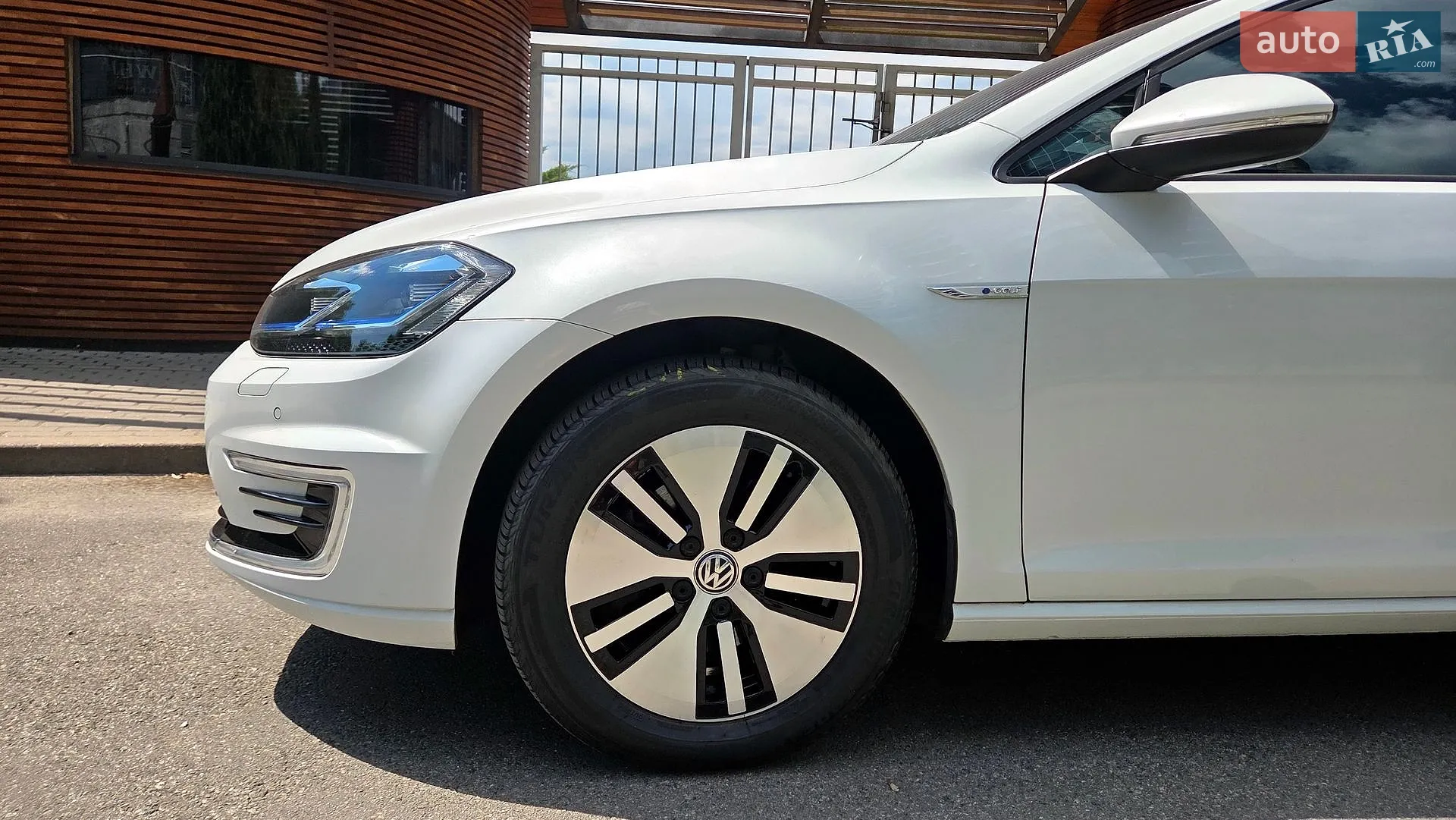 2020 Volkswagen Golf - мініатюра 23