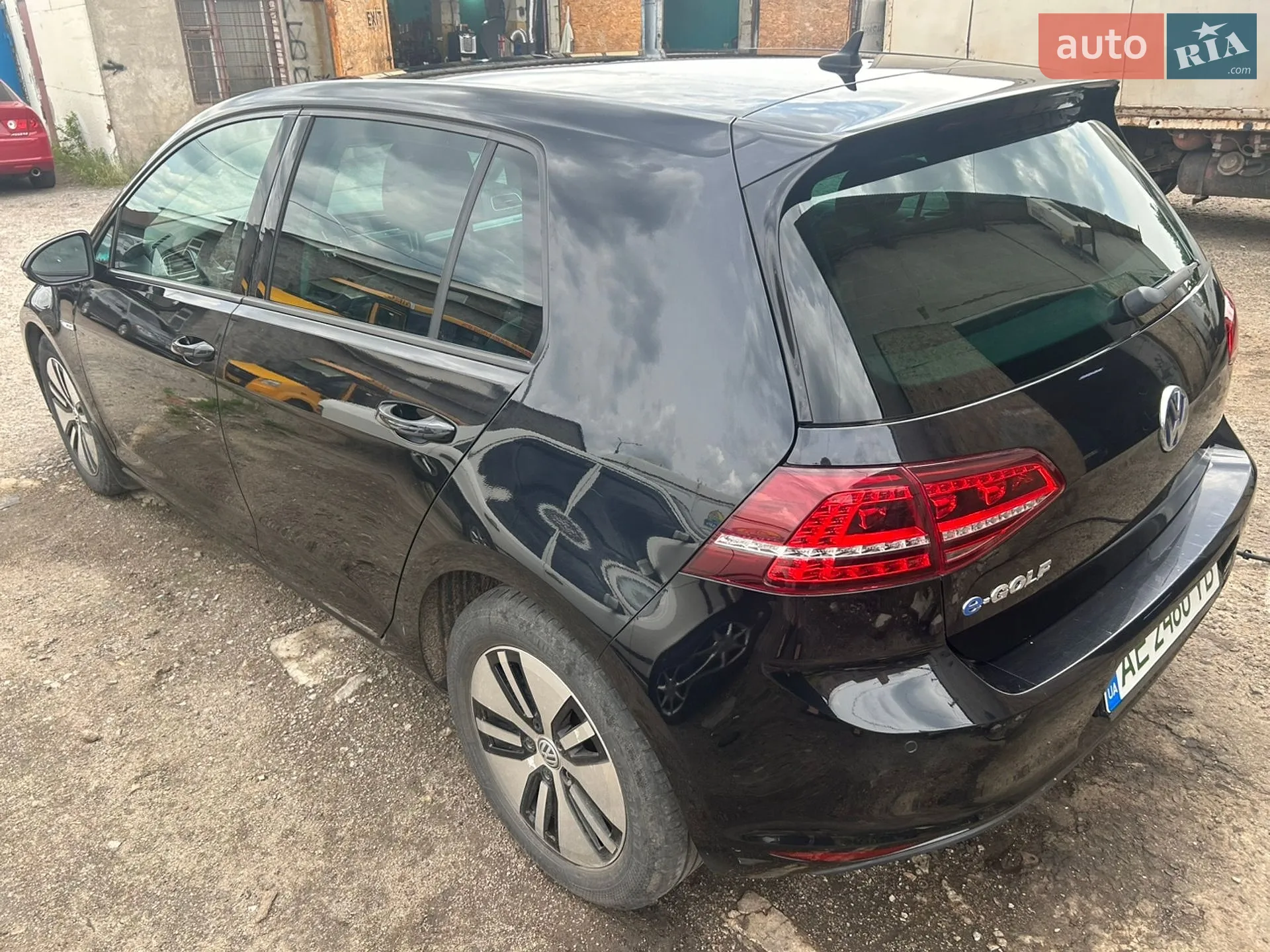 2016 Volkswagen Golf - мініатюра 4