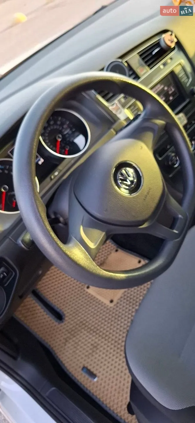 2016 Volkswagen Golf - мініатюра 16