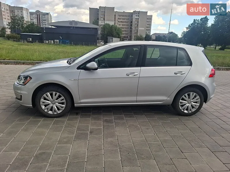 Volkswagen e-Golf 2015 VIN WVWKP7AU4FW906530 фото оголошення 2 з 68