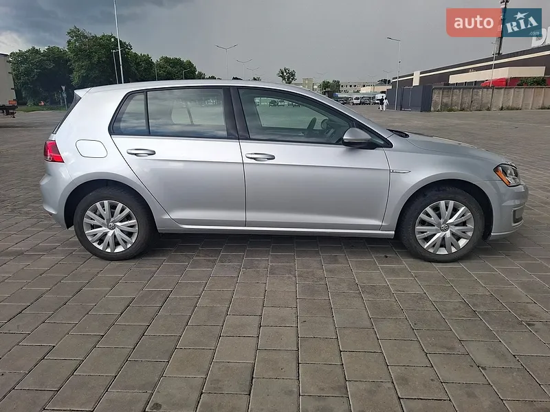 Volkswagen e-Golf 2015 VIN WVWKP7AU4FW906530 фото оголошення 6 з 68