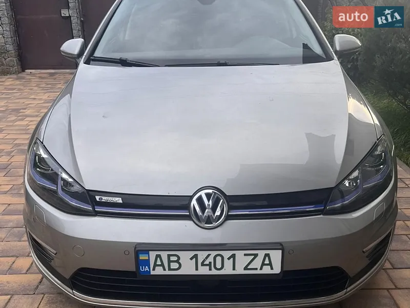 Volkswagen e-Golf 2017 VIN WVWZZZAUZJW907002 фото оголошення 18 з 39
