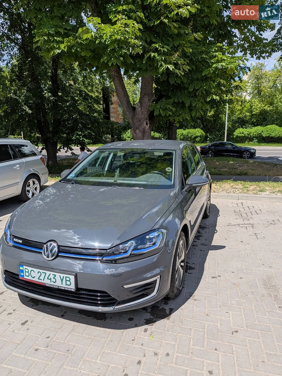 2020 Volkswagen Golf - мініатюра 2