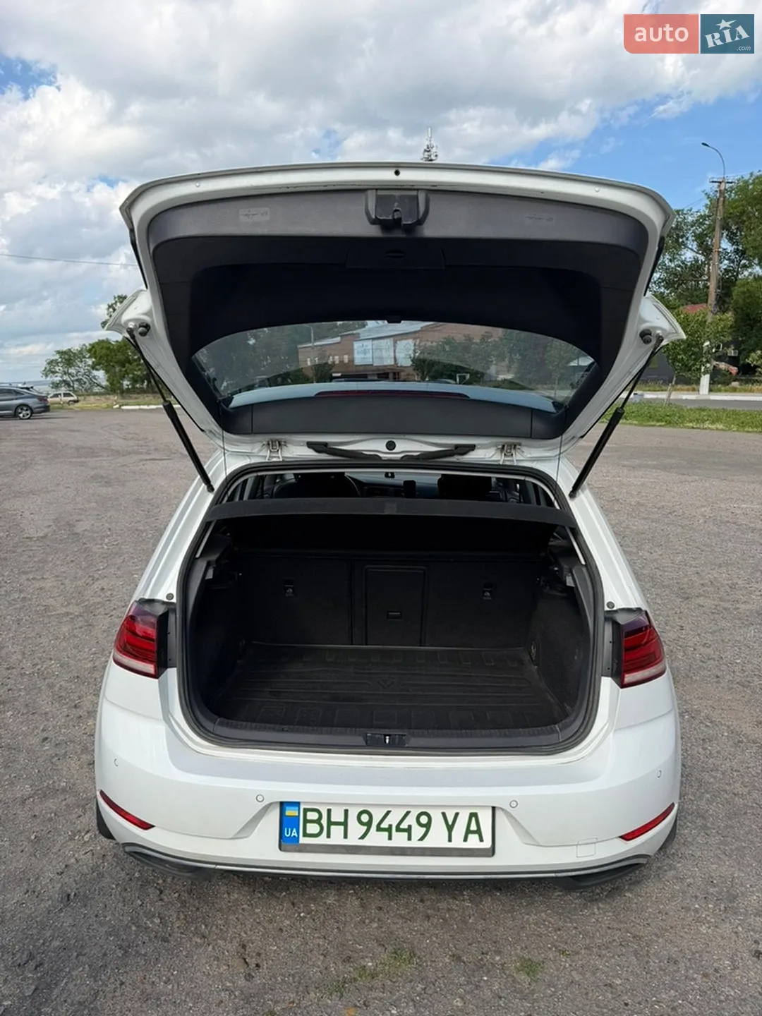 2019 Volkswagen Golf - мініатюра 12