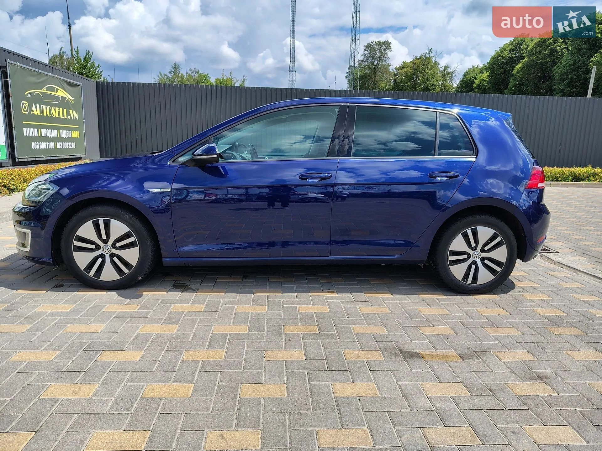 2017 Volkswagen Golf - мініатюра 4