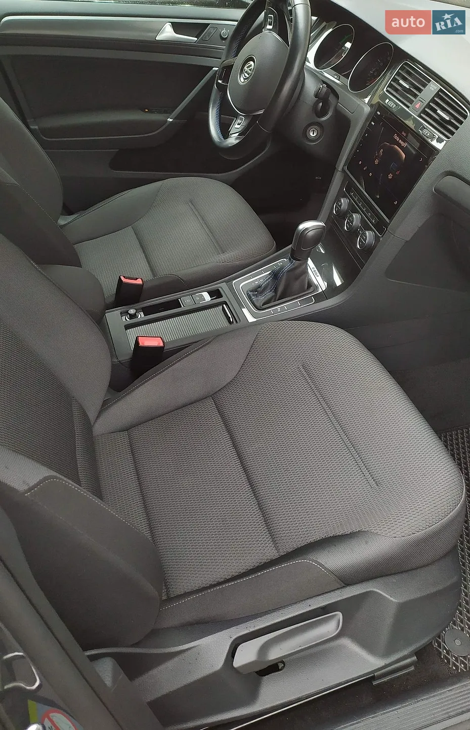 2020 Volkswagen Golf - мініатюра 18