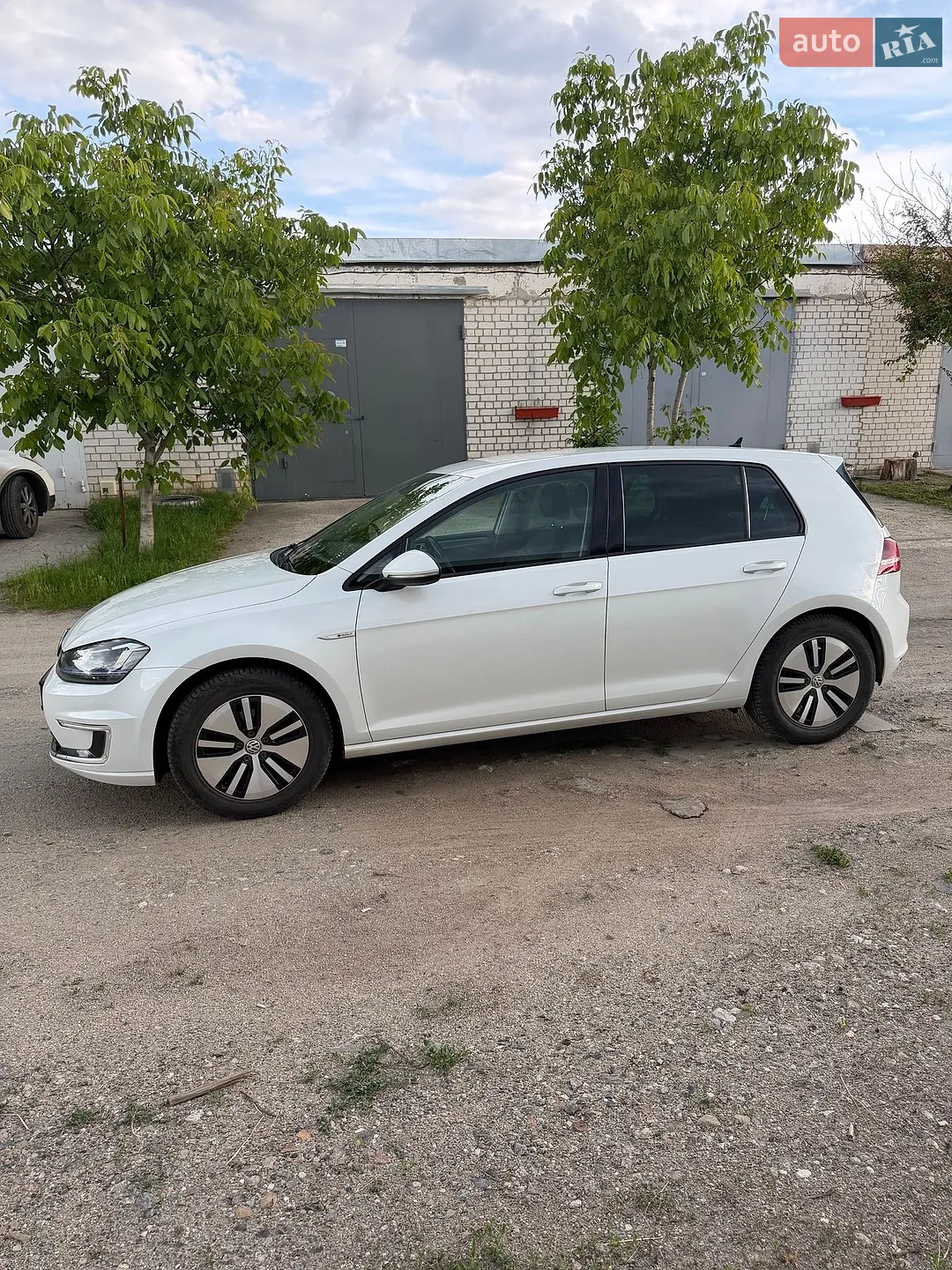 2014 Volkswagen Golf - мініатюра 3