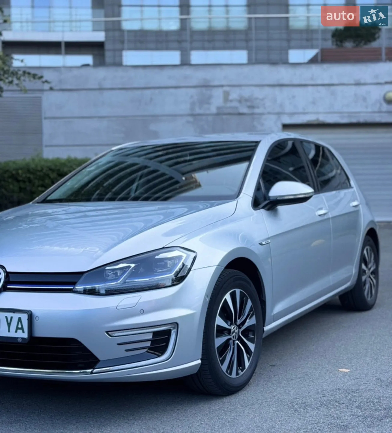 2019 Volkswagen Golf - мініатюра 2
