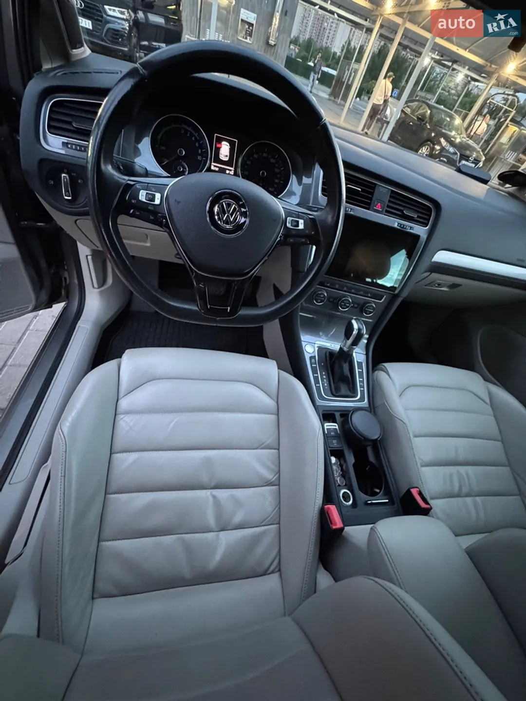 2014 Volkswagen Golf - мініатюра 26