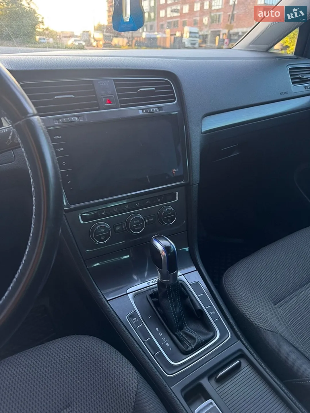 2017 Volkswagen Golf - мініатюра 25