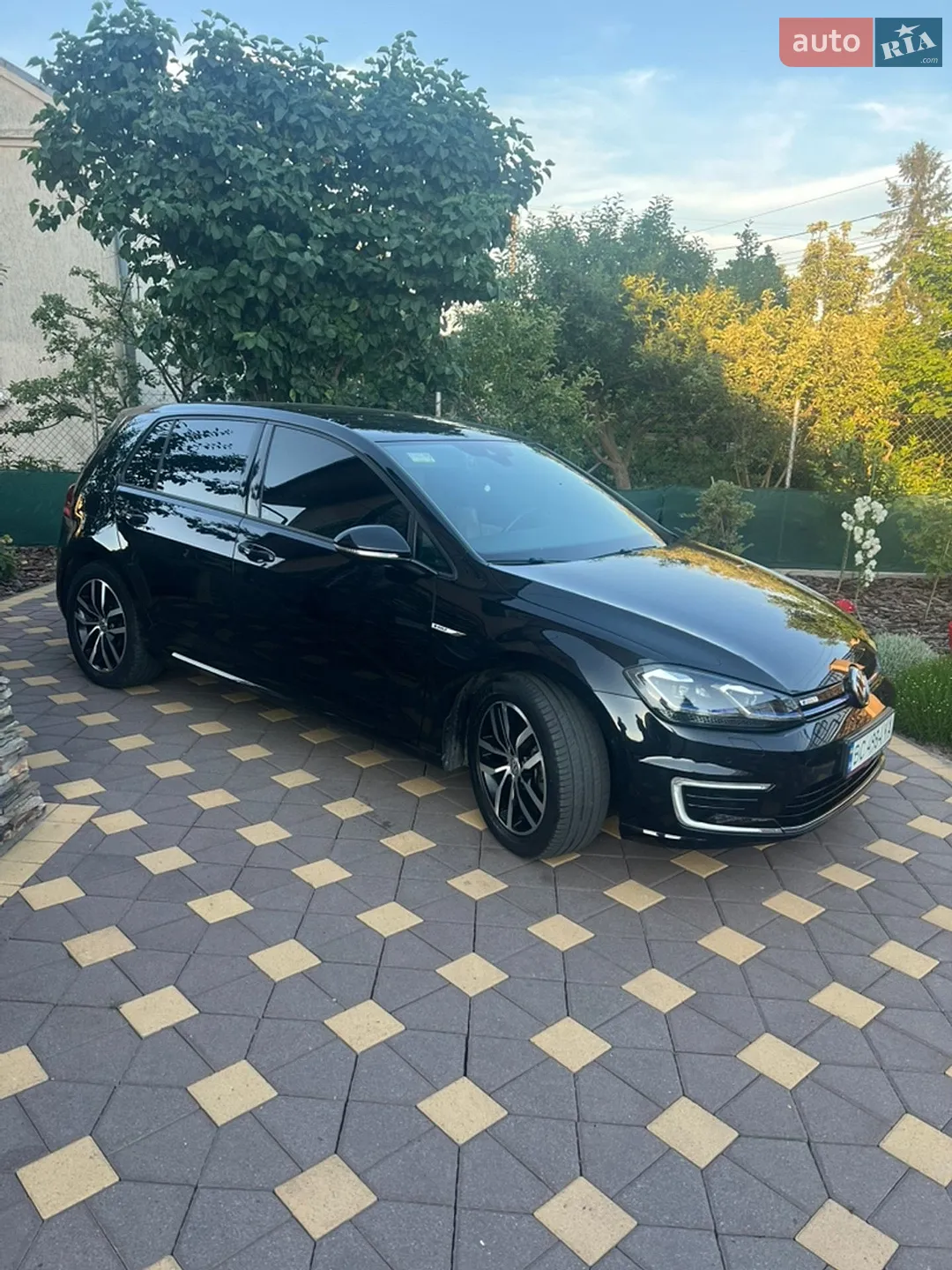 2019 Volkswagen Golf - фото 1