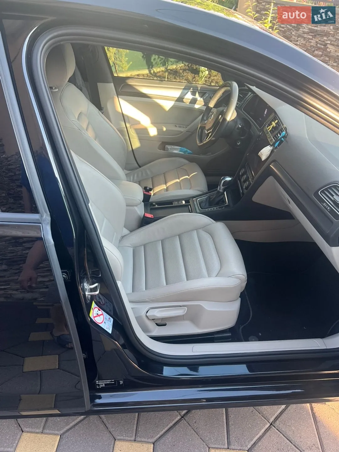 2019 Volkswagen Golf - мініатюра 3