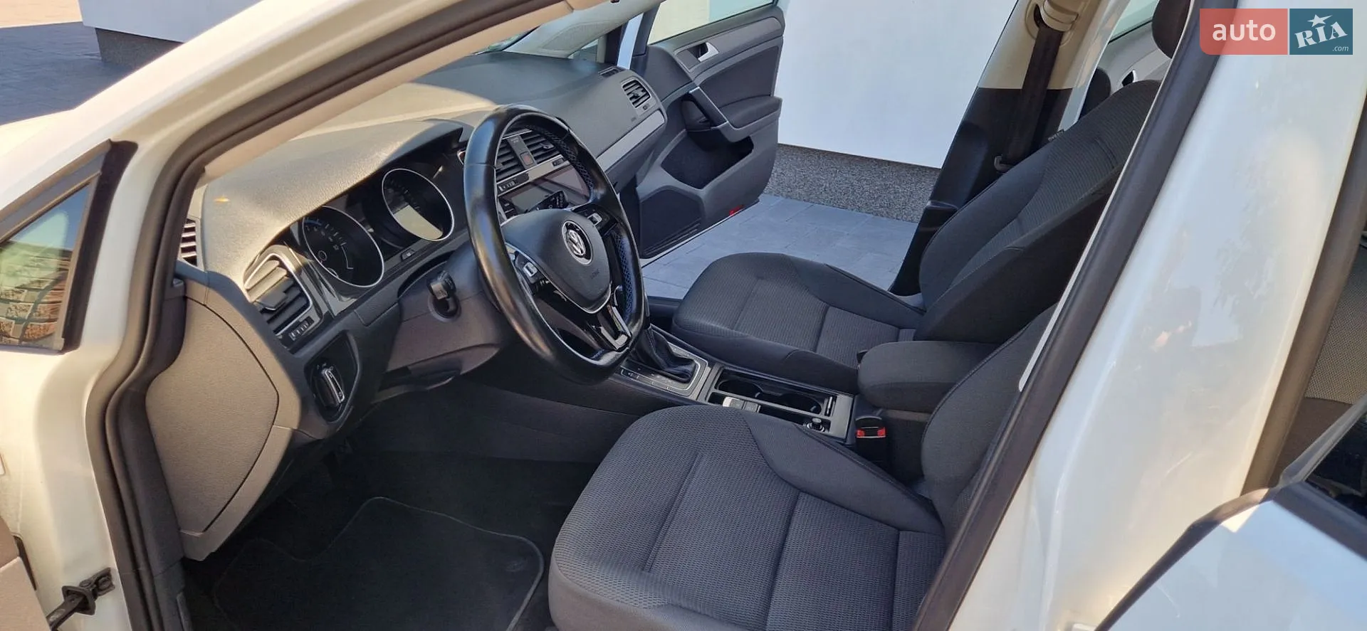 2020 Volkswagen Golf - мініатюра 7