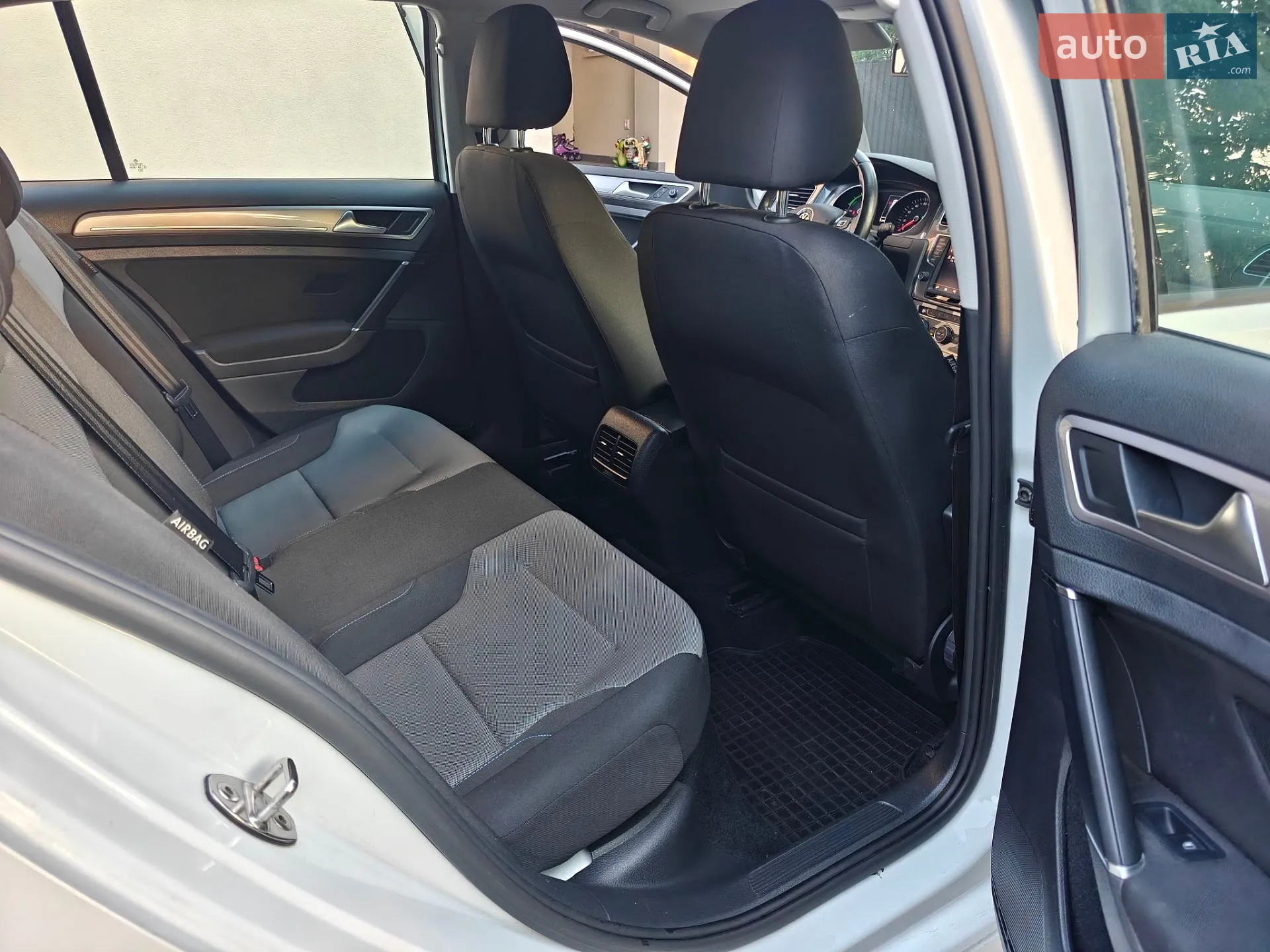 2014 Volkswagen Golf - мініатюра 12