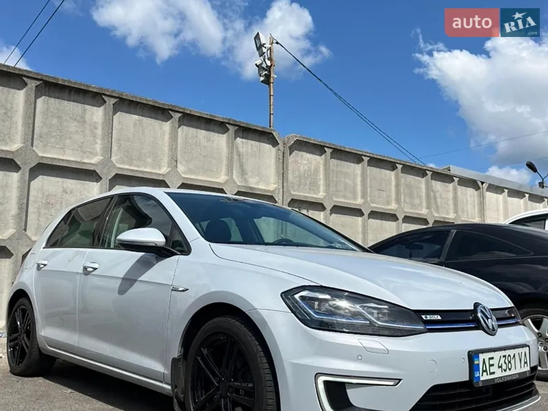 Volkswagen e-Golf
