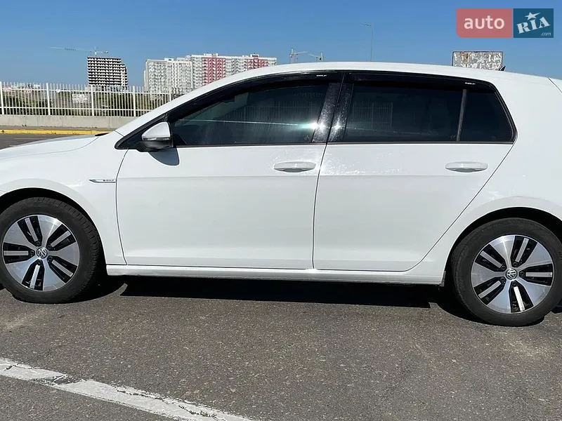 Volkswagen e-Golf