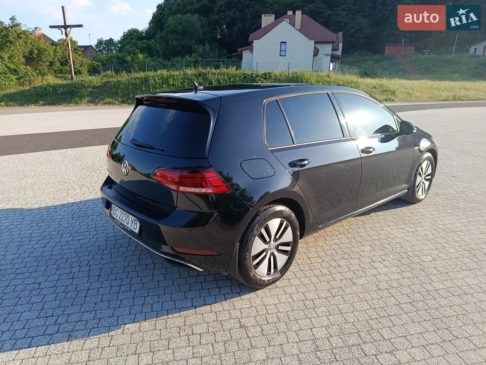 Volkswagen e-Golf 2018 VIN WVWZZZAUZJW908091 фото оголошення 4 з 5