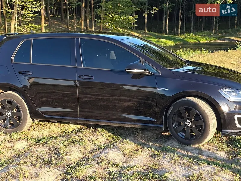 Volkswagen e-Golf 2018 VIN WVWZZZAUZJ8907334 фото оголошення 5 з 41
