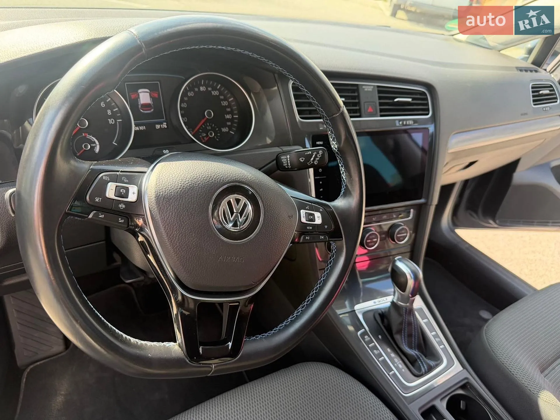 2018 Volkswagen Golf - мініатюра 12