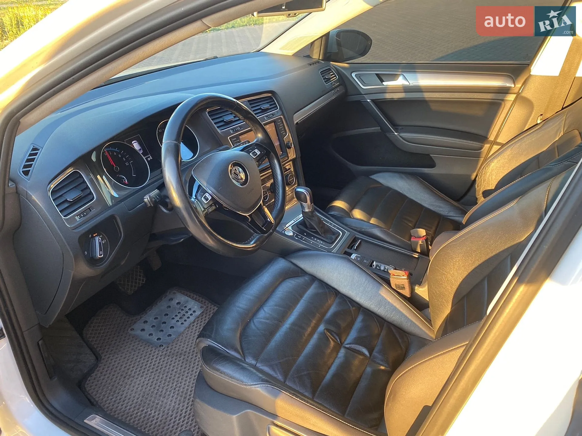 2014 Volkswagen Golf - мініатюра 8